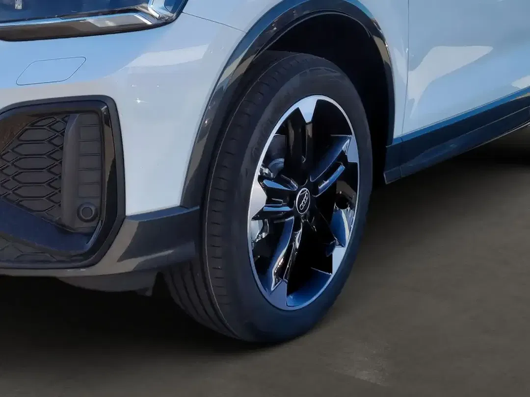 Audi Q2 - Thumbnail 9