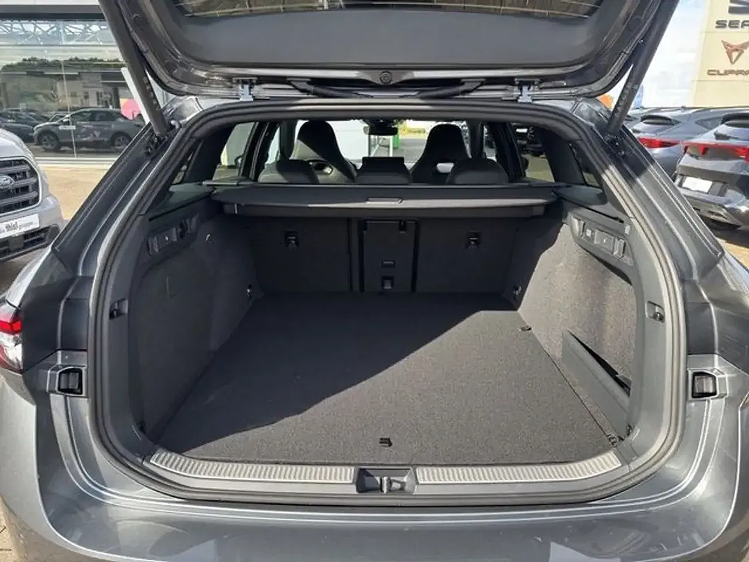 Skoda Superb - Thumbnail 10