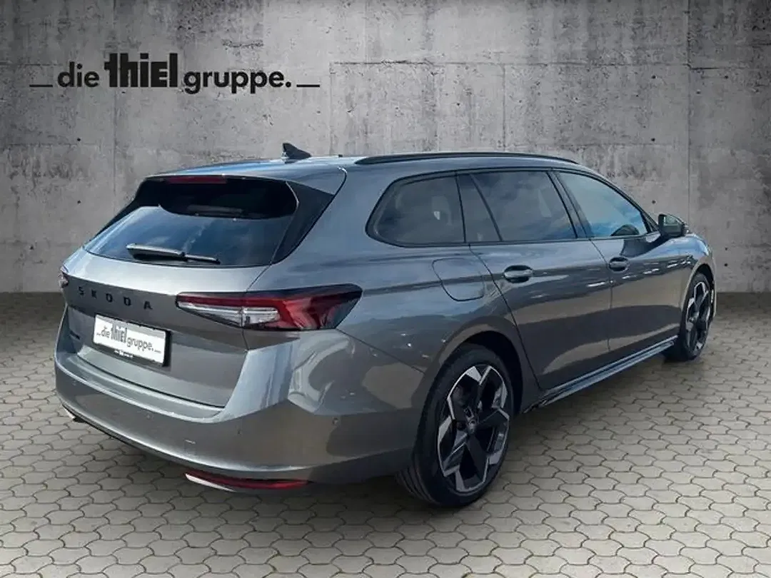 Skoda Superb - Thumbnail 3