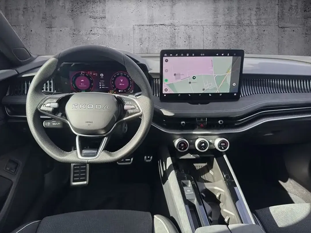 Skoda Superb - Thumbnail 6