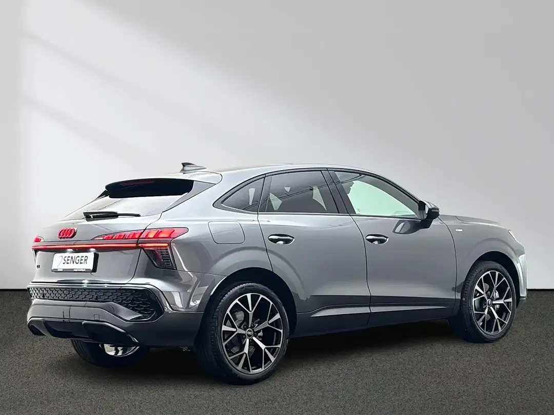 Audi Q3 - Thumbnail 2