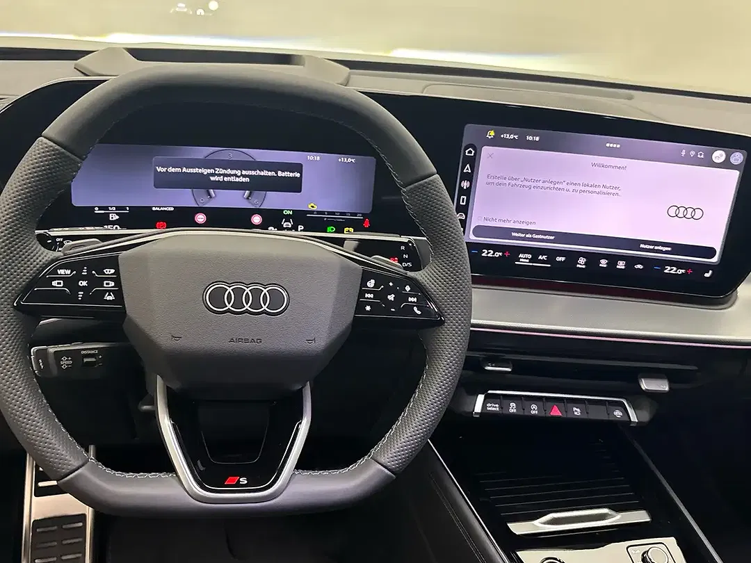Audi Q3 - Thumbnail 7