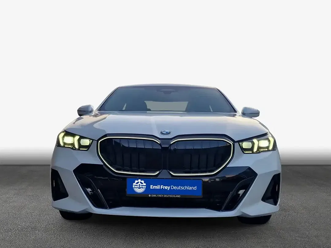 BMW 520 - Thumbnail 3