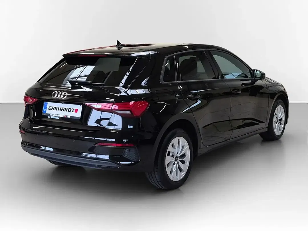 Audi A3 - Thumbnail 4