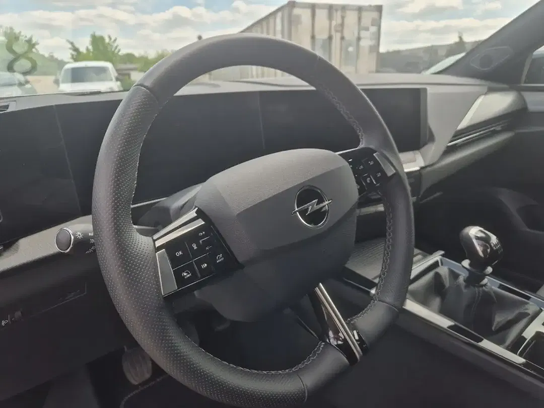 Opel Astra - Thumbnail 13