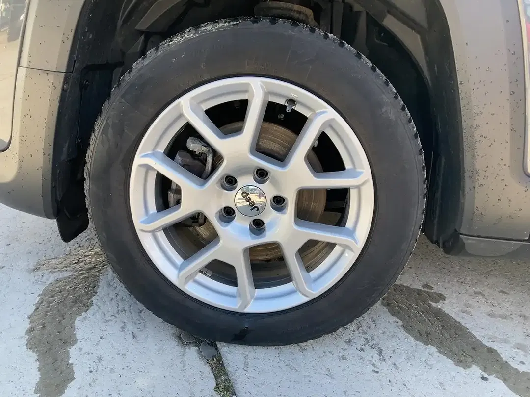 Jeep Renegade - Thumbnail 12