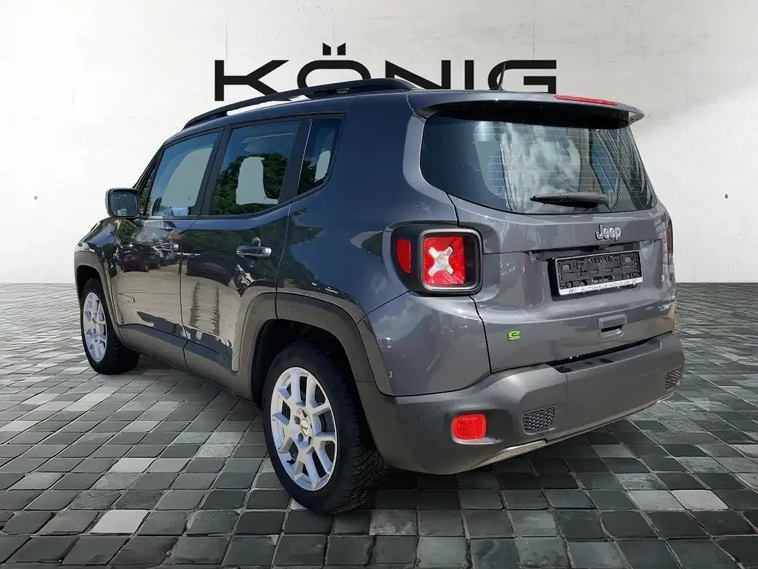 Jeep Renegade - Thumbnail 3