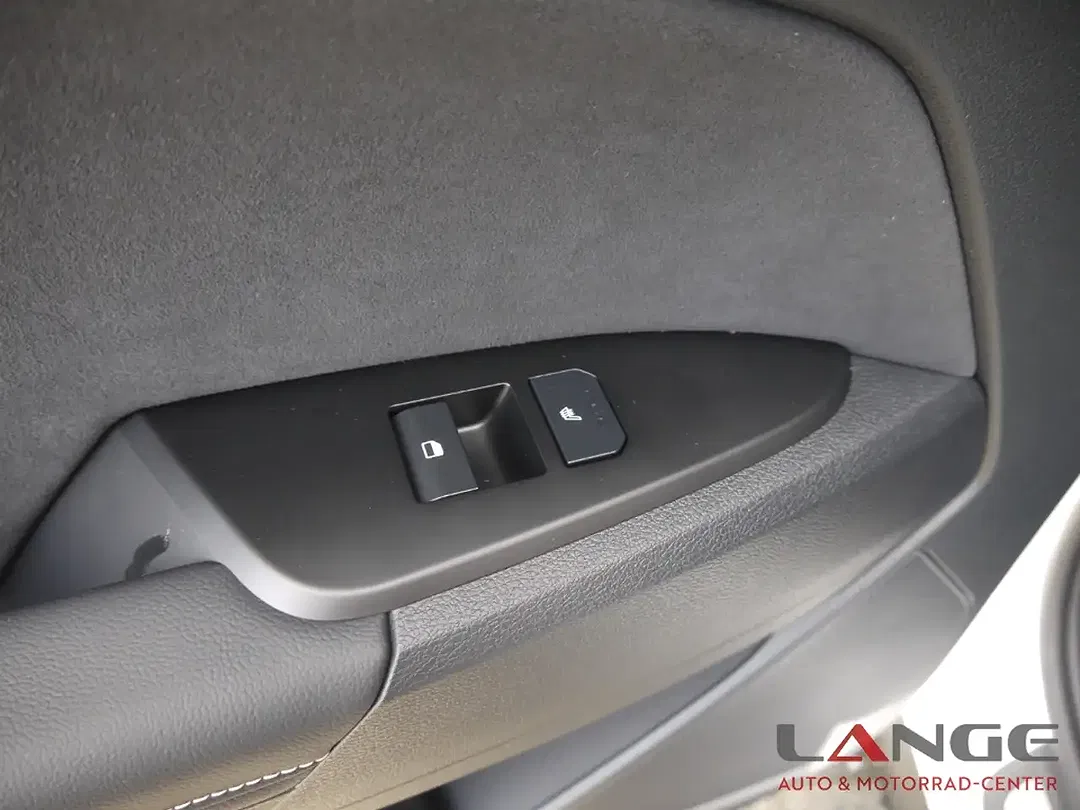 Kia Sportage - Thumbnail 11