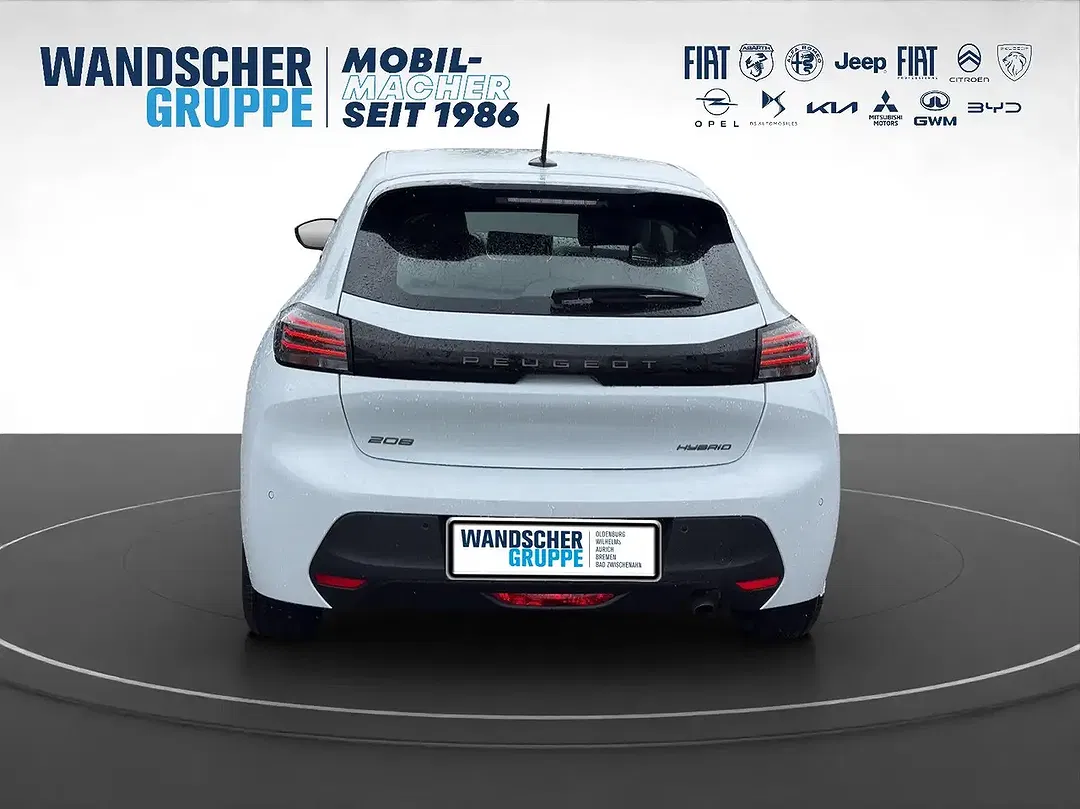 Peugeot 208 - Thumbnail 4