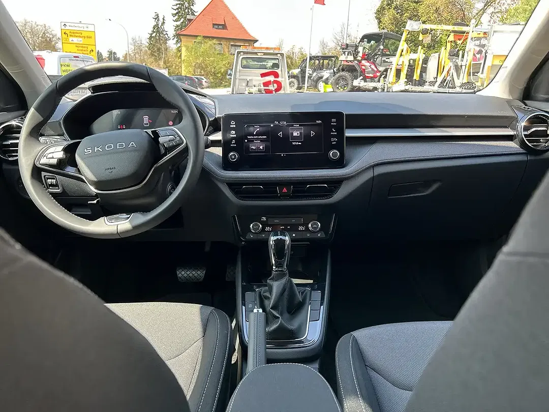 Skoda Fabia - Thumbnail 6