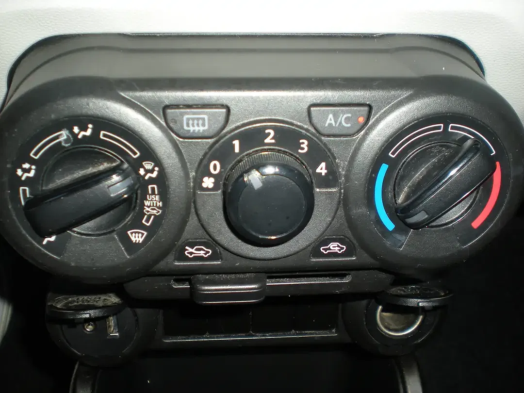 Suzuki Ignis - Thumbnail 13
