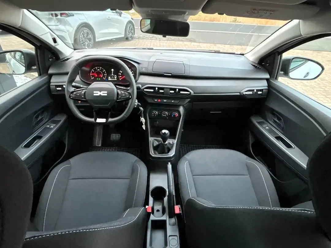 Dacia Sandero - Thumbnail 10