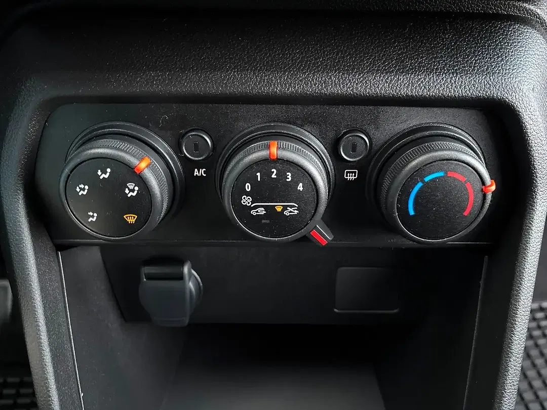 Dacia Sandero - Thumbnail 15
