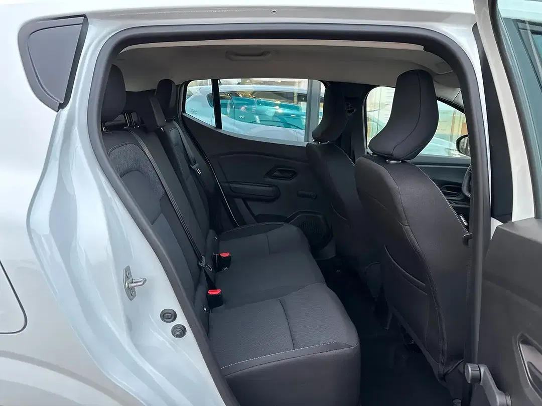 Dacia Sandero - Thumbnail 8