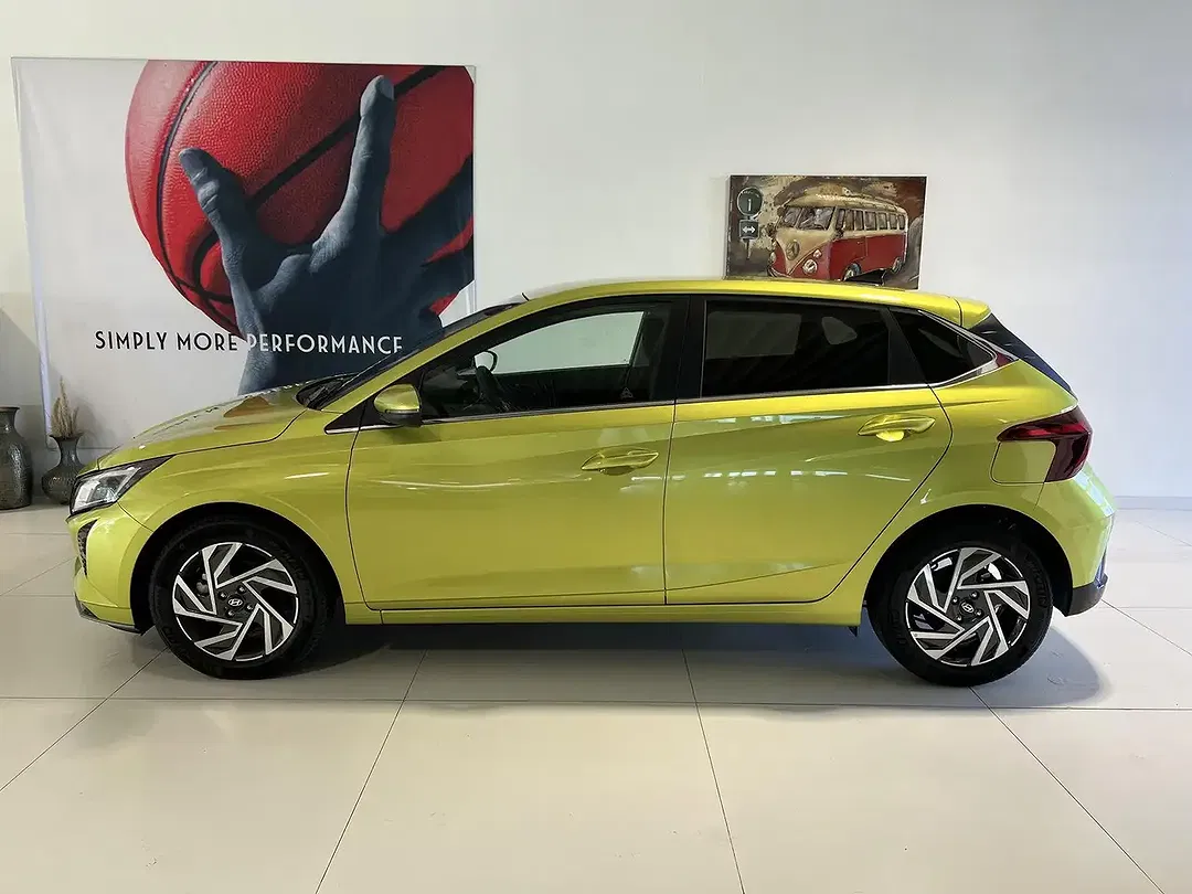 Hyundai i20 - Thumbnail 2