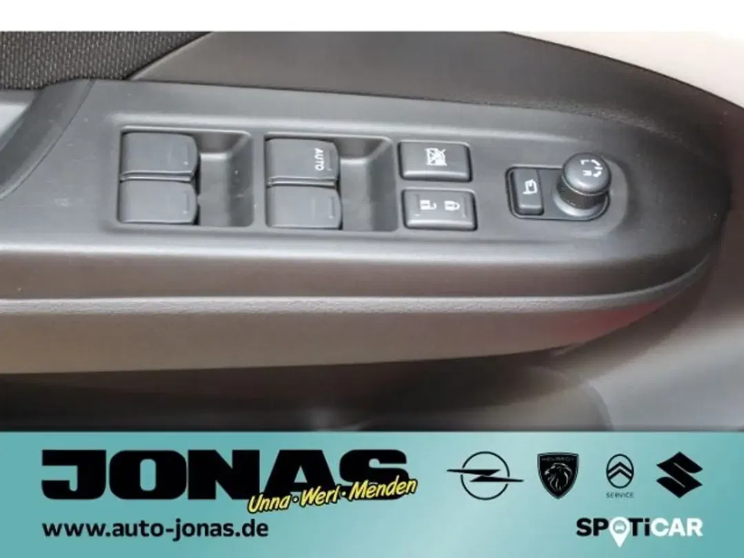 Suzuki Swift - Thumbnail 13