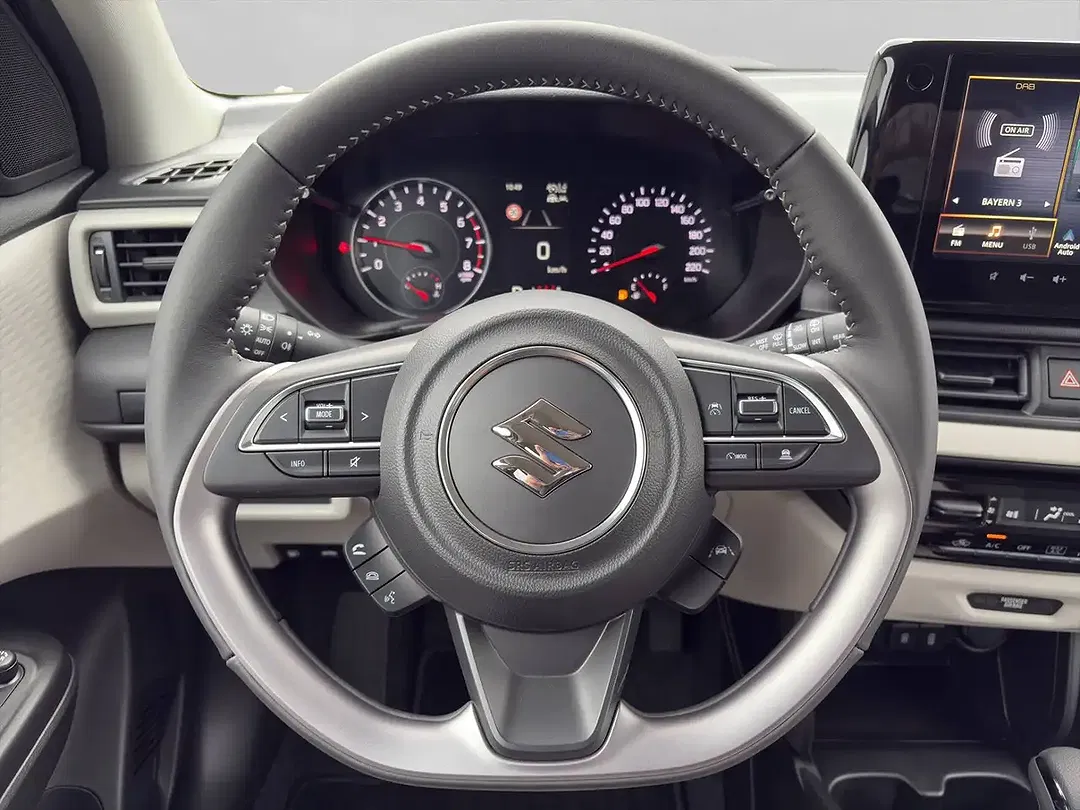 Suzuki Swift - Thumbnail 10