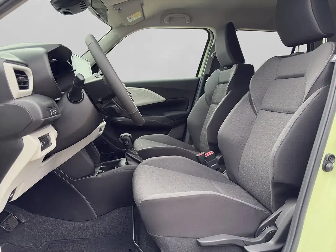 Suzuki Swift - Thumbnail 9