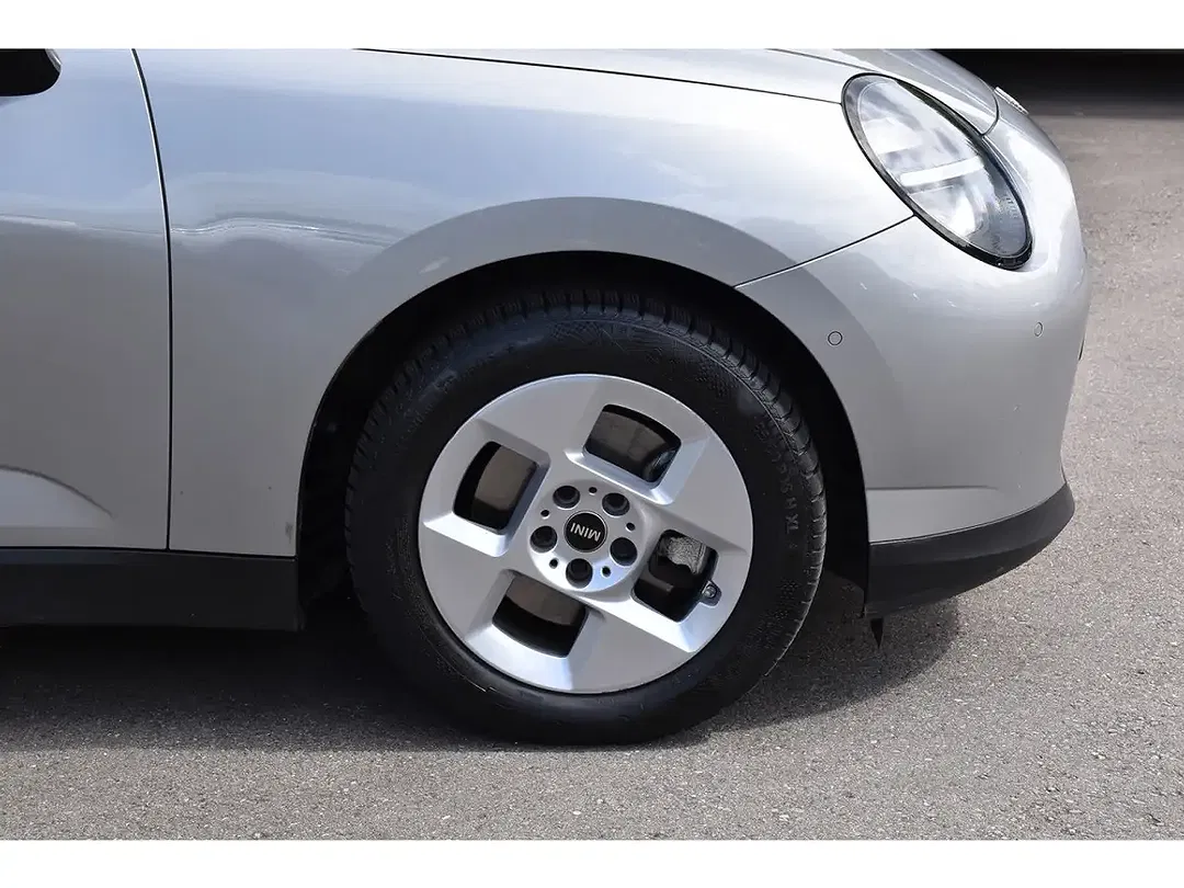 MINI Cooper SE - Thumbnail 5