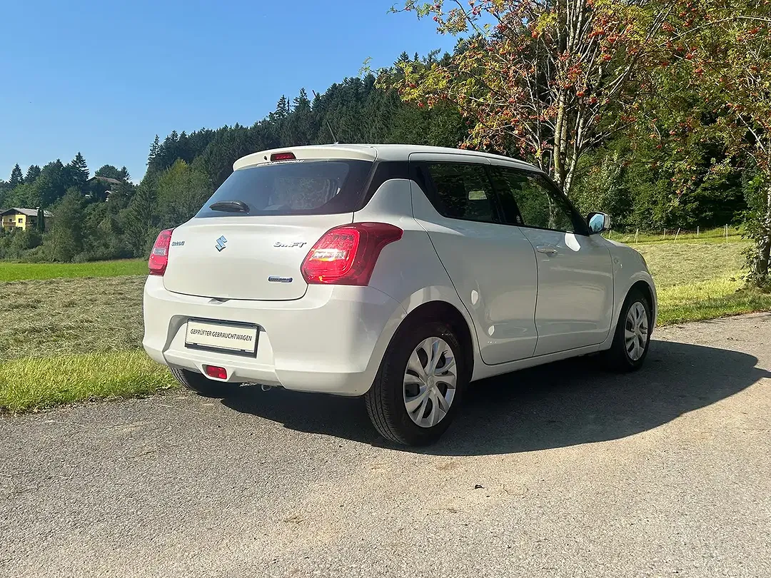 Suzuki Swift - Thumbnail 3