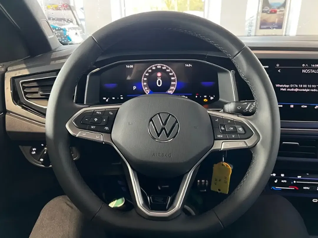 Volkswagen Polo - Thumbnail 13
