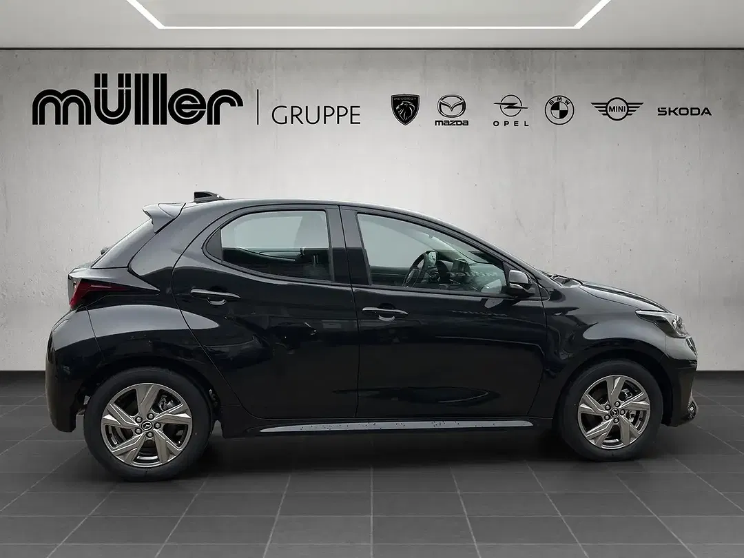 Mazda 2 - Thumbnail 4