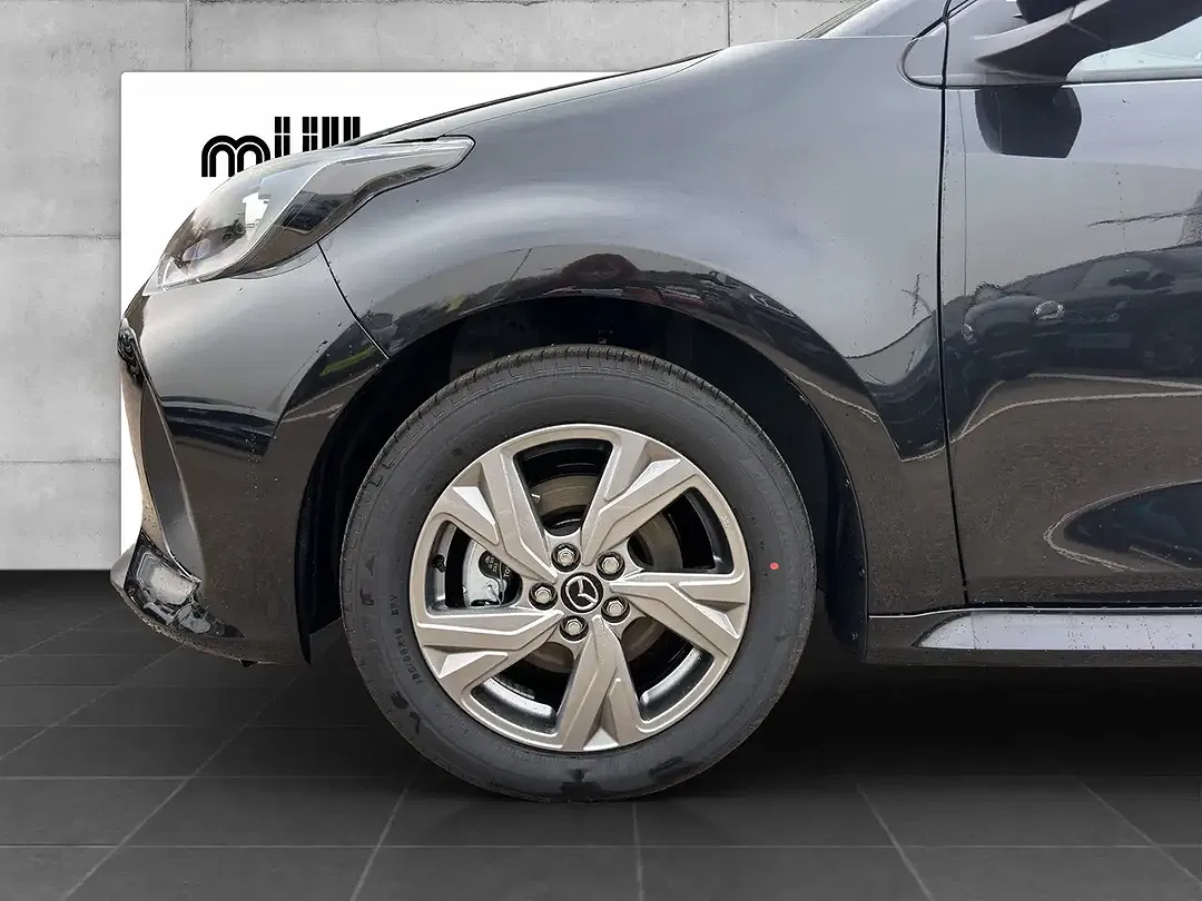 Mazda 2 - Thumbnail 6