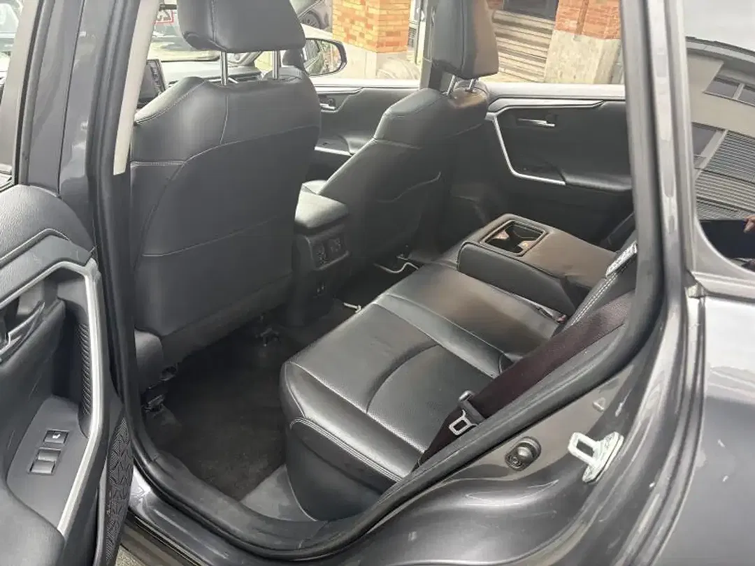 Toyota RAV 4 - Thumbnail 14