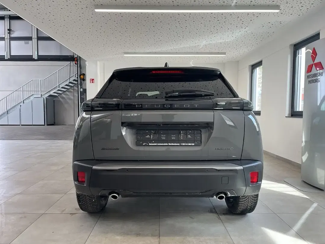 Peugeot 2008 - Thumbnail 3