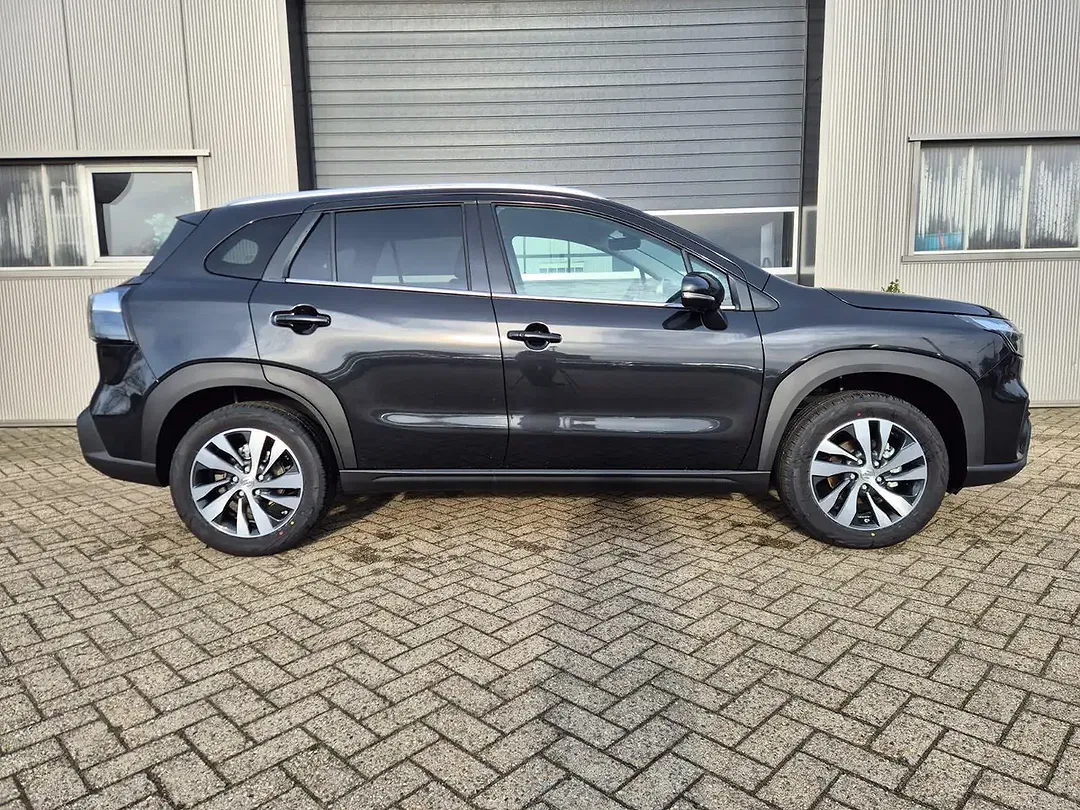 Suzuki S-Cross - Thumbnail 6