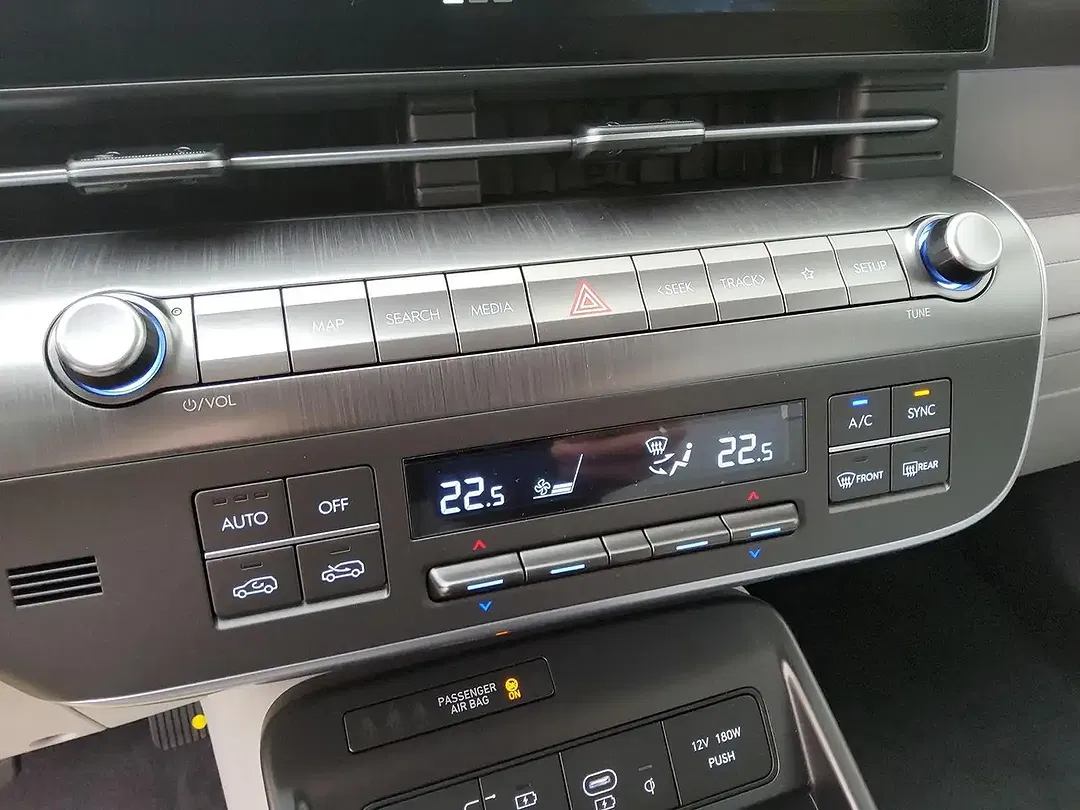Hyundai KONA - Thumbnail 12