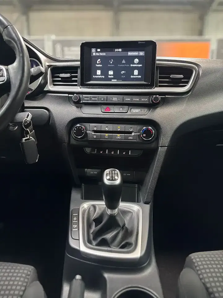 Kia Ceed / cee'd - Thumbnail 11