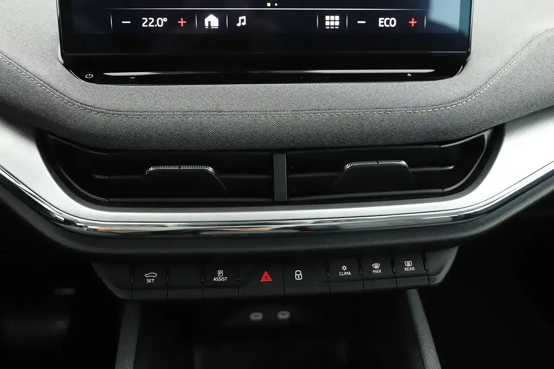 Skoda Enyaq - Thumbnail 11