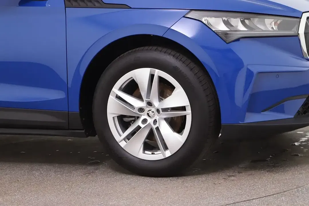 Skoda Enyaq - Thumbnail 3