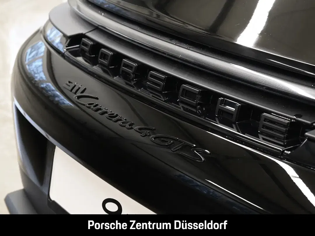Porsche 992 - Thumbnail 10