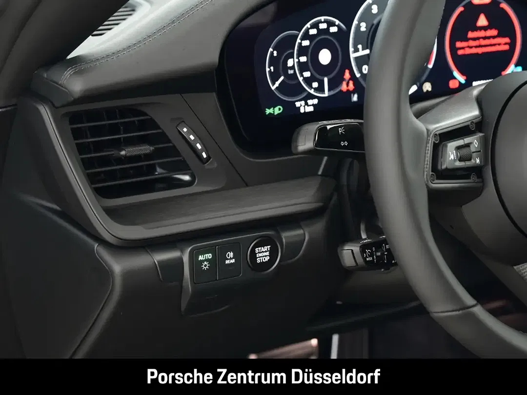 Porsche 992 - Thumbnail 14
