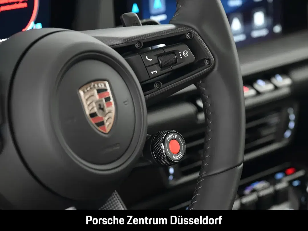 Porsche 992 - Thumbnail 15
