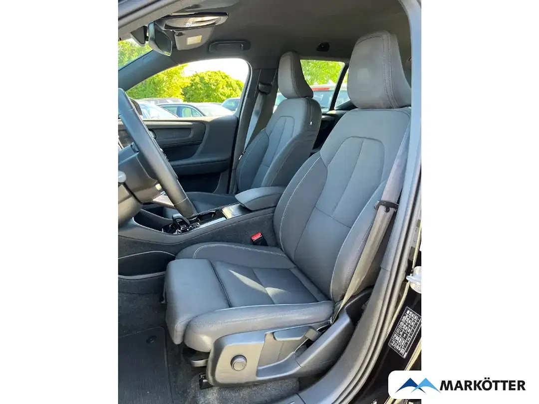 Volvo XC40 - Thumbnail 11