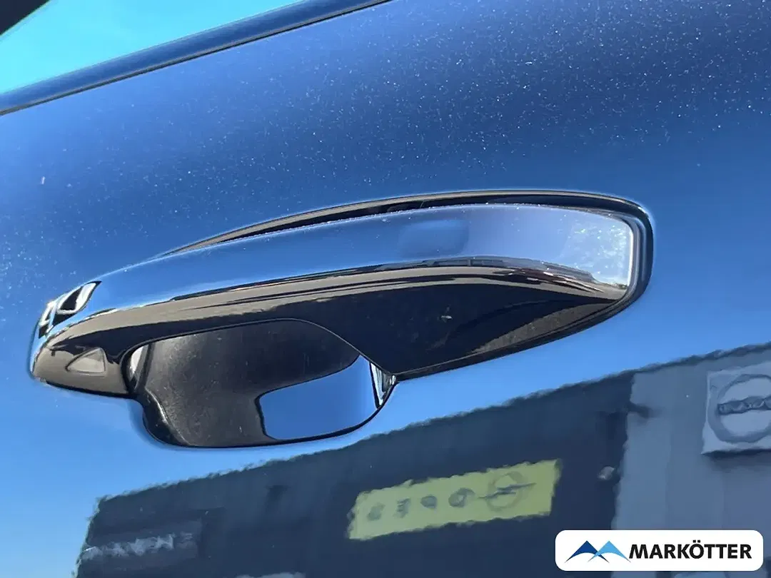 Volvo XC40 - Thumbnail 12