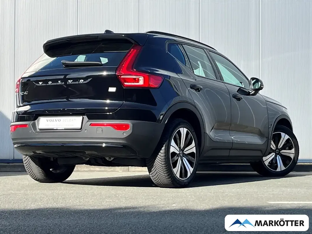 Volvo XC40 - Thumbnail 4