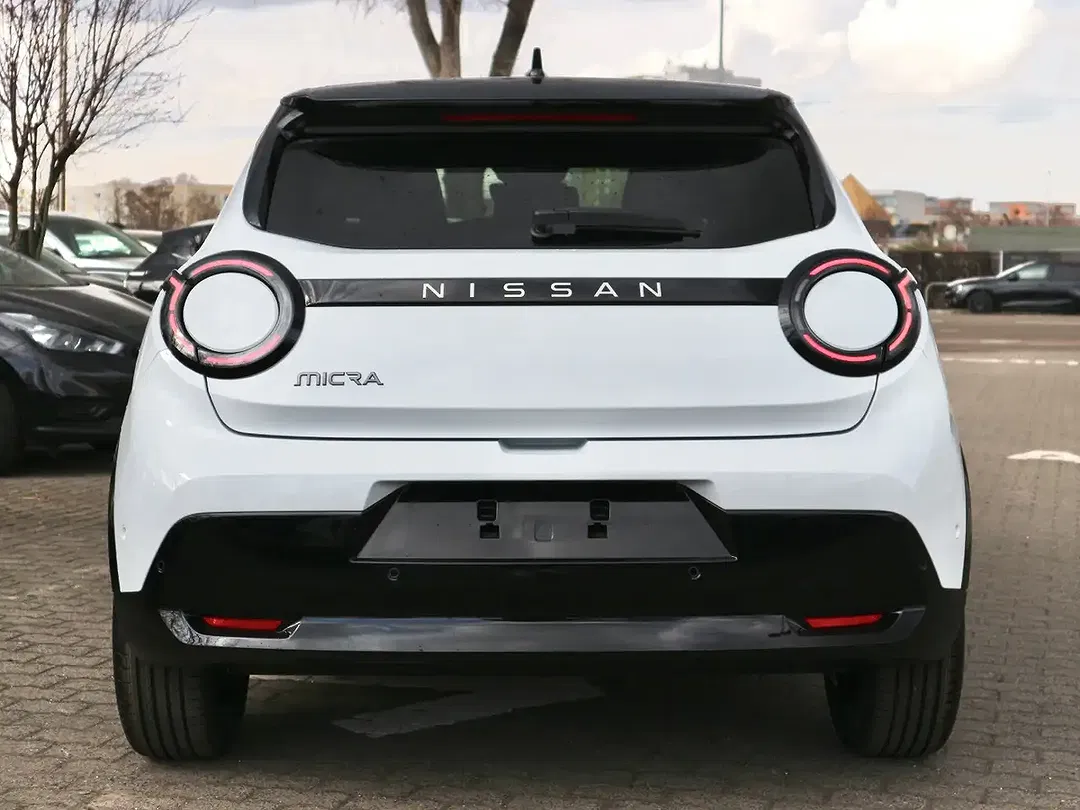 Nissan Micra - Thumbnail 7