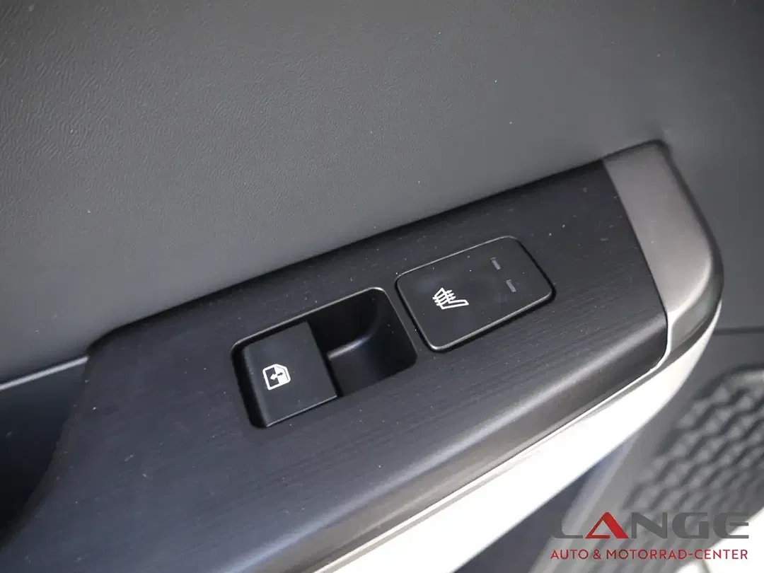 Kia EV6 - Thumbnail 10