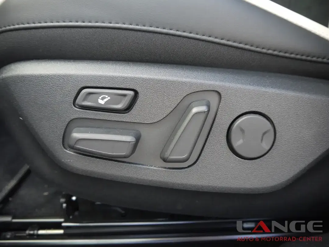 Kia EV6 - Thumbnail 12