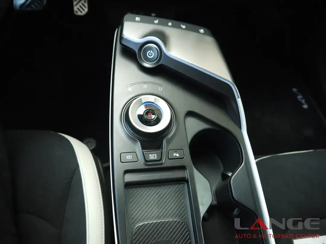 Kia EV6 - Thumbnail 15