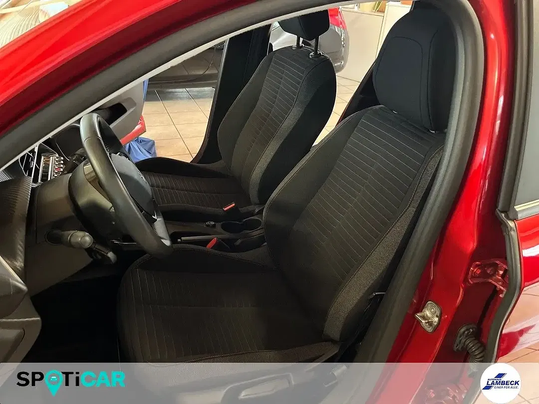Peugeot 208 - Thumbnail 10