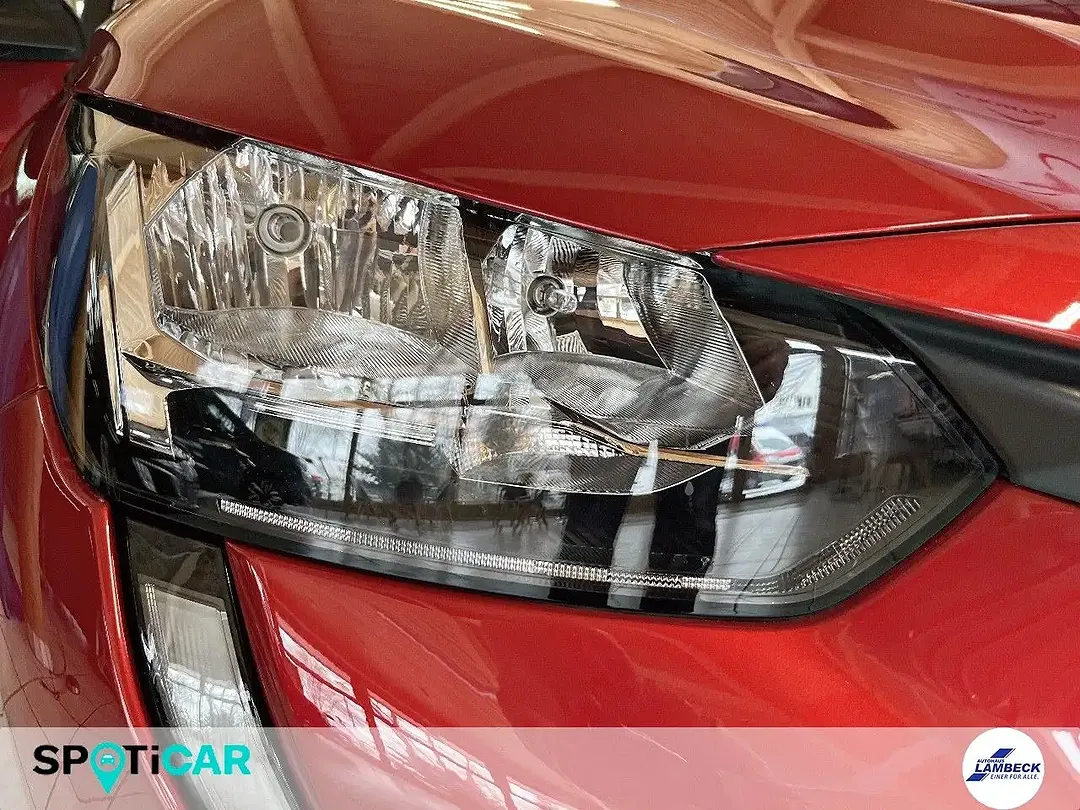 Peugeot 208 - Thumbnail 15