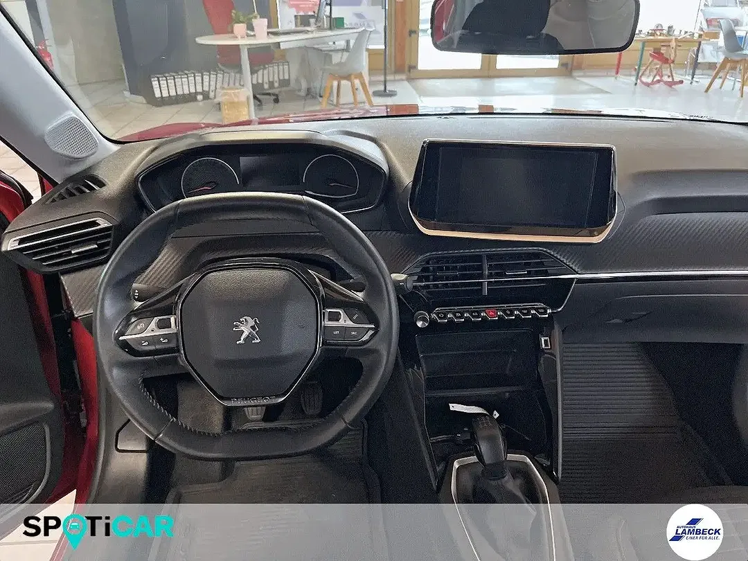 Peugeot 208 - Thumbnail 8