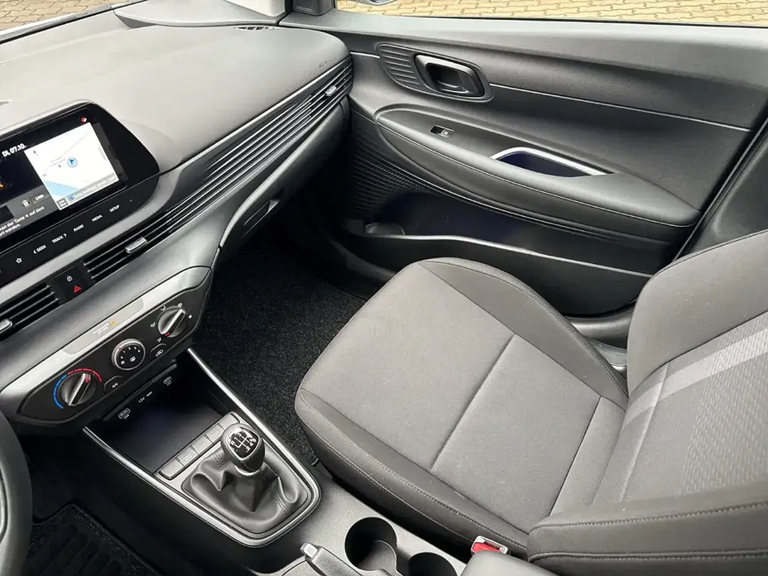Hyundai i20 - Thumbnail 15