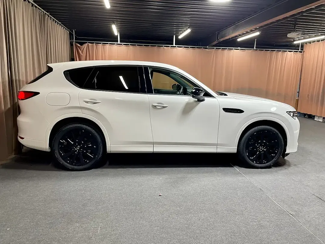 Mazda CX-60 - Thumbnail 4