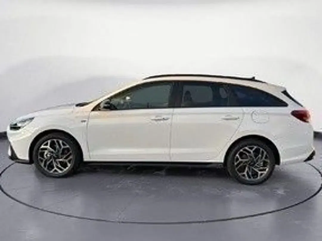 Hyundai i30 - Thumbnail 2
